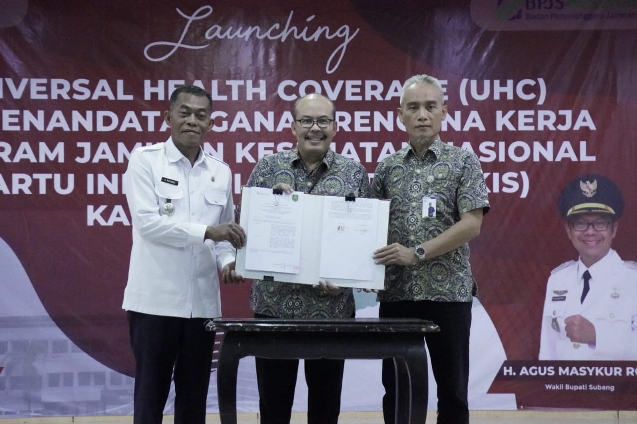 KANG JIMAT PERSEMBAHKAN UHC BAGI MASYARAKAT SUBANG MENJELANG AKHIR JABATAN