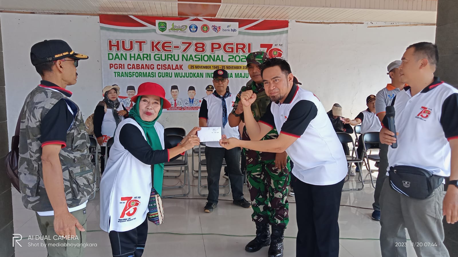 Di HUT PGRI Ke-78 Kecamatan Cisalak, Transpormasi Guru Wujudkan Indonesia Maju