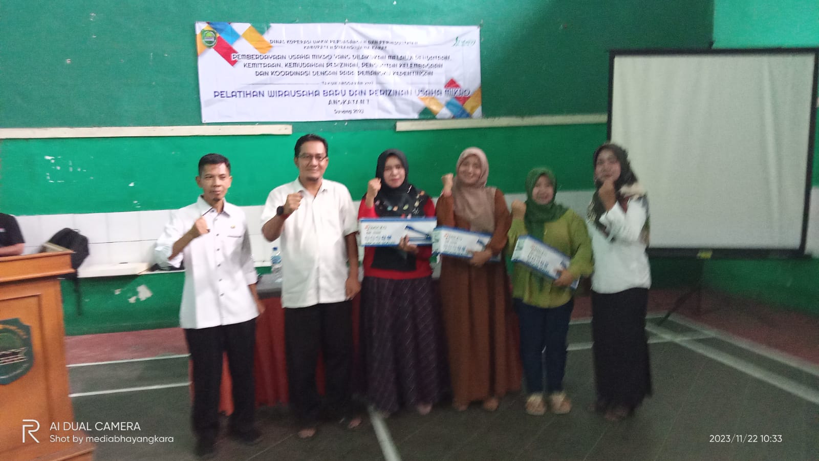 Pelatihan Wirausaha Baru Dan Perizinan Usaha Mikro Angkatan I Oleh Dinas Koprasi UMKM Dan Perindustrian Kabupaten Subang Di Kecamatan Cisalak