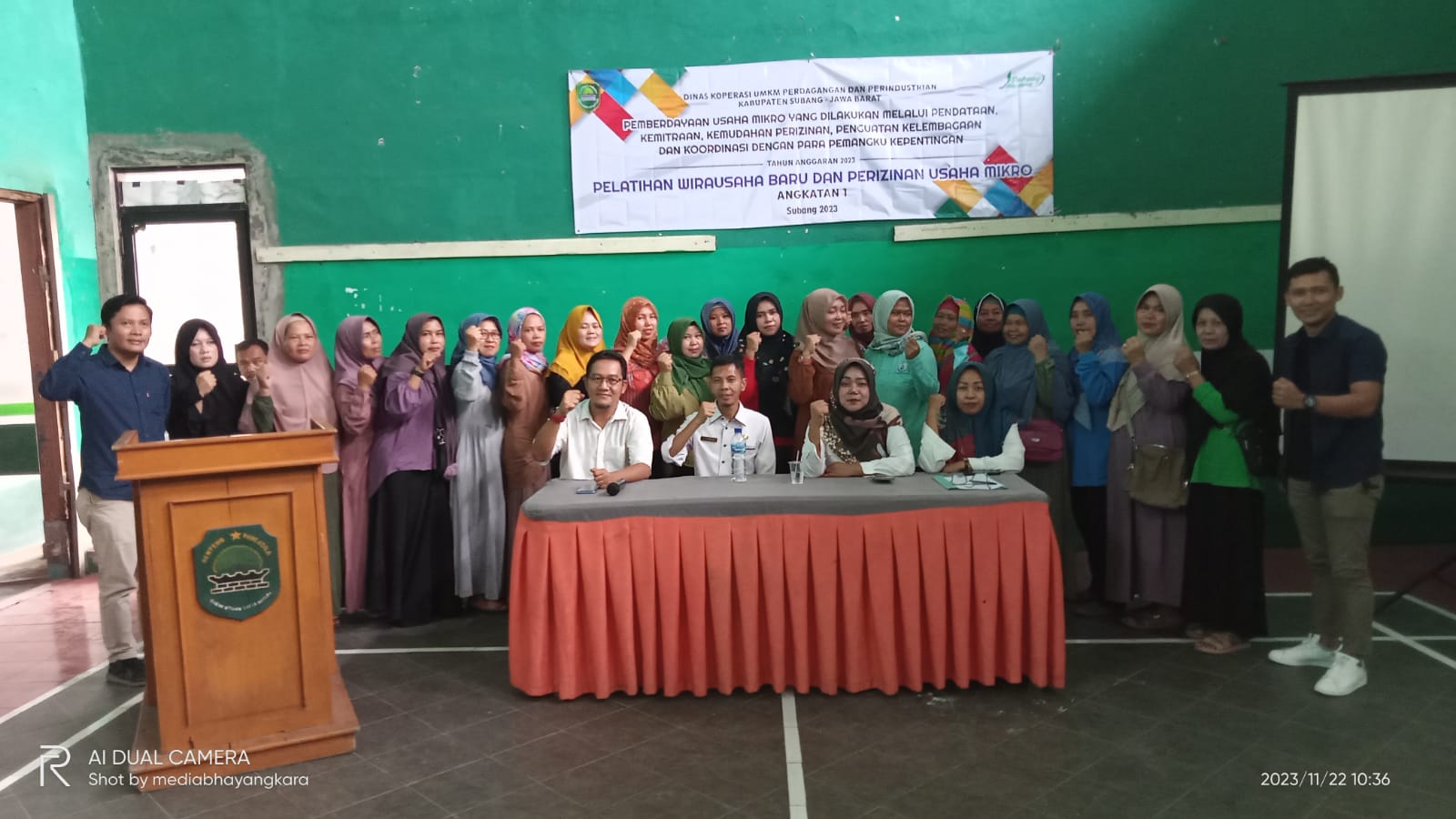 Pelatihan Wirausaha Baru Dan Perizinan Usaha Mikro Angkatan I Oleh Dinas Koprasi UMKM Dan Perindustrian Kabupaten Subang Di Kecamatan Cisalak