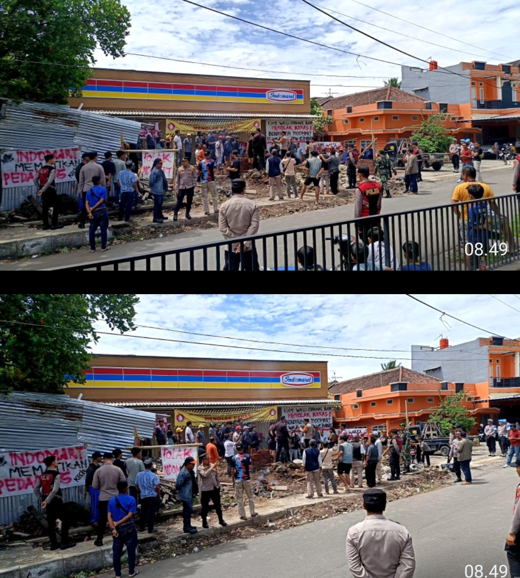 Warga Demo, Tolak Indomaret di Wisata Cipanas Satpol - PP diduga Tutup Mata Ada Unsur Pembiaran 