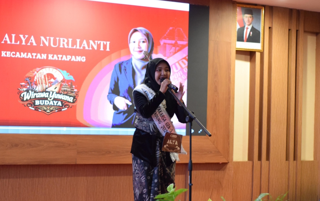Alya, Juara Inisator Pemuda Prakarsa Bandung menjaga Budaya sejak Muda