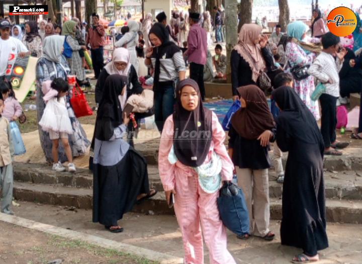 Tahun Baru Islam di Situ Bagendit: Lautan Jamaah dan Ikhtiar Dongkrak PAD