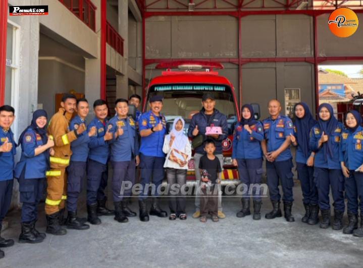 Impian Jadi Nyata, Bocah Asal Samarang Rayakan Ulang Tahun di Mako Damkar Garut