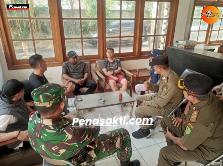 Abaikan Izin Lingkungan, Puluhan Warga Dayeuhkolot Pasang Badan Geruduk Pergudangan Wisma Bersama Ormas Sunda Wani ‎ ‎